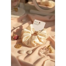 Miniso Lisanslı Sim Dolgulu Kare Saç Fırçası – Işıltılı ve Kolay Tarama Sağlayan Pembe Saç Fırçası 22 Cm