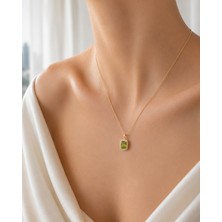 Sara Silver Yeşil Taşlı Dikdörtgen Baget Model 925 Ayar Gümüş Kolye