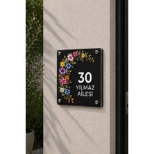 JHAAR Kişiye Özel Pleksi Kapı Isimliği – Modern & Lüks Uv Baskılı Dekoratif Kapı Numarası- Renkli Çiçekler 40X40 cm - Siyah