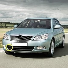 Nacario Ön Tampon Alt Izgara Sağ Parça 1Z0853666C Skoda Octavia 2009-2012