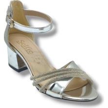 Selfie 4265-26 Rugan Taşlı Çapraz Bant Orta Topuk Fashion Kadın Sandalet(5,5cm)