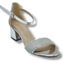 Selfie 4270-26 Simli Rugan Tek Bant Orta Topuk Fashion Kadın Sandalet(5,5cm)