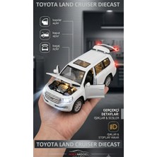 Oyuncak Sahili Toyota Land Cruıser V8 Metal Koleksiyon Araba Kapı Bagaj Kaput Jip 16,5cm Işık Ses