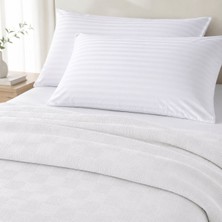 Orbit Tek Kişilik Yazlık Pike Yatak Seti 160X230 cm Pike Örtüsü ve 2 Adet 50X70 cm Pamuk Saten Yastık Kılıfı
