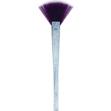 Real Techniques Brush Crush 304 Fan Aydınlatıcı Fırçası - Profesyonel Yumuşak Makyaj Fırçası