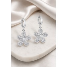 Lia Charm Kadın Zirkon Taşlı Çiçek Tasarım Küpe - Gümüş Renk Sallantılı Halka Küpe