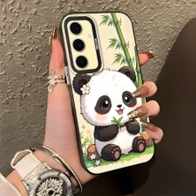 HONTINGA Samsung Galaxy S24 Fe ile Uyumlu Kılıf Silikon Kenar Sert Arka Kamera Koruyucu Basitlik Anti Düşme Kamera Korumalı Panda Desen Couple Telefon Kılıfı Kadın ve Erkek Için Uygundur K1-1478