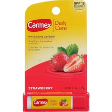 Carmex Daily Care 4.25 G Çilek Aromalı Dudak Balmı SPF 15 ile Güneş Koruması Sağlar