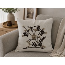 Livera Home Modern Pullu, Taşlı & Punch Nakışlı Kırlent Kılıfı (43X43)