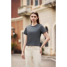 New Performance Premium Basic T-Shirt %61,7 Pamuk%34,7 Polyester%3,6 Dut Ipeği