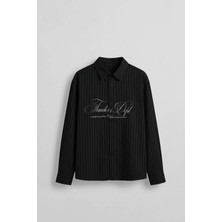 Abluka Online Erkek Boxy Fit Yazı Baskılı Çizgili Tencel Gömlek Siyah