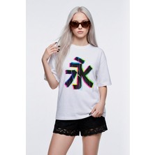 Hoxie Unisex Beyaz Oversize Glitch Efektli Harf Baskılı Tişört