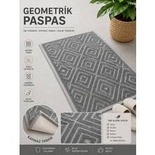 Livera Home %100 Pamuk Geometrik Desenli Bohem Kaymaz Paspas (50X80CM)