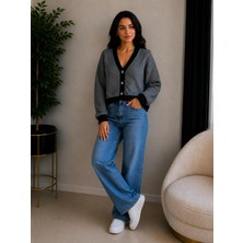 SFG Life Moda Kadın V Yaka Düğmeli Şeritli Kısa Crop Ceket-Hırka