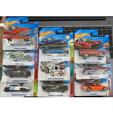 Hot Wheels 10'lu Başlangıç Seti - Onlu Farklı Model Araba / 2026 Case