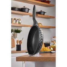 Empressco 28 cm Döküm Tava, Siyah, Dayanıklı ve Güçlü Mutfak Gereci