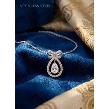 Stainless Steel 316L Çelik Gümüş Renk Fiyonk Detaylı Zirkon Taşlı Damla Model Kolye