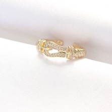 Clariss Kemer Tokası Tasarımlı Gold Renk Zirkon Taşlı Ayarlanabilir Yüzük
