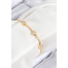 Clariss Pirinç Zirkon Taşlı Sıralı Kalp Model Gold Renk Kadın Bileklik