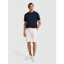 Cacharel Erkek Beyaz Slim Fit Pamuk Karışımlı Gofre Şort 50320617-VR013