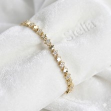 Stelia Kadın Altın Renk Pirinç Zirkon Taşlı Yıldız Model Bileklik