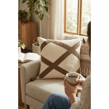 Destiva Home Renli Çapraz Çizgi Punch Nakışlı Püsküllü Gizli Fermuarlı Pamuk Kırlent Kılıfı 42X42 cm