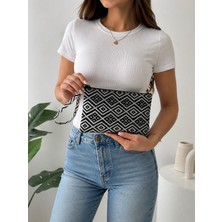 Yonca Outlet Kadın Siyah Beyaz Geometrik Desenli Clutch Çanta El ve Kol Çantası Şık Portföy Çanta