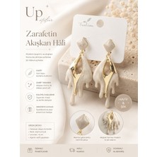 Up Atelier Zarafetin Akışkan Hali Sedefli Beyaz Renk Küpe