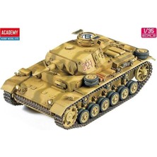 Academy 13531 1/35 Ölçek, German Panzer Iıı Ausf.j (North Africa) Tankı, Plastik Model Kiti