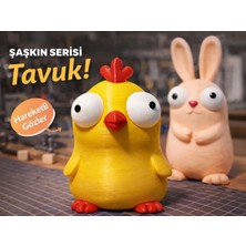 Tuğx Design Şaşkın Tavuk Figürü | Hareketli Gözlü Komik Dekoratif Masaüstü Oyuncak | Koleksiyonluk Tavuk Biblosu