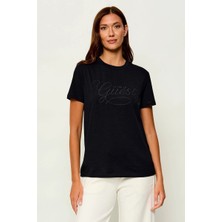 Guess Syrma Kadın Aktif Regular Fit T-Shirt