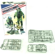 Meng HS-003 1/35 Ölçek, Bomba Imha Ekibi ve Robotları,4 Adet, Plastik Figür Model Kiti