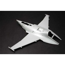 Kinetic K48063 1/48 Ölçek, Alenia M-346 Eğitim Savaş Uçağı, Plastik Model Kiti