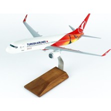 THY042 1/100 Ölçek, Thy Nairobi B737-800 Yolcu Uçağı, Sergilemeye Hazır Ahşap Standlı Model