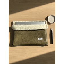 Joli Premium Haki Yeşil Suni Deri Laptop Çantası, 13-14 Inç MacBook Air ve Macbook Pro Uyumlu
