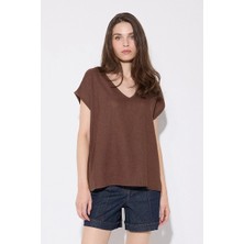 Gusto V Yaka Önü Keten Arkası Viskon Tshirt - Kahverengi