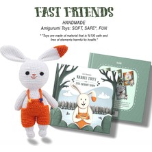 Bookids Publishing Fast Friends Rabbit Tufy Ingilizce Hikaye, Etkinlik Kitabı ve Amigurumi Oyuncak