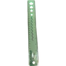 Belirtilmemiş Şeffaf Yeşil Plastik Cetvel 30 cm - Zigzag ve Şablon Desenli Okul Cetveli