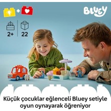 Bluey ile Dondurma Gezisi 10458-2 Yaş ve Üzeri Çocuklar Için Araçlı Rol Oyunu Sunan Yaratıcı Yapım Seti, Doğum Günü Hediye Fikri (22 Parça)