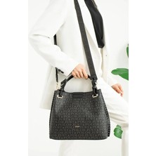 Just Polo Kadın Siyah Yazılı Gofraj Kabartma Desenli Mıknatıslı Çıtçıt Kapama El Çantası MH4031MH