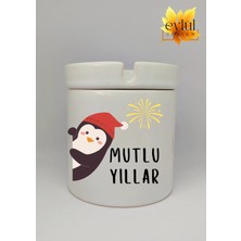 Eylül Design Yılbaşı Şapkalı Sevimli Penguen Mutlu Yıllar Baskılı Seramik Küllük Kokusuz Kültablası
