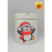 Eylül Design Yılbaşı Şapkalı Sevimli Penguen Baskılı Seramik Küllük Kokusuz Kültablası