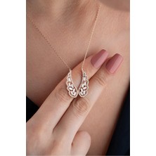EDSA Silver 925 Ayar Gümüş Baget Taşlı Kanat Kolye