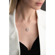 EDSA Silver 925 Ayar Gümüş Beyaz Taşlı Katmanlı Lotus Kolye