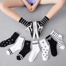 UZN Socks Siyah Beyaz Karma Desenli 6 Çift Kadın Çorap Seti - Çizgili ve Puantiyeli Pamuklu Soket Çorap