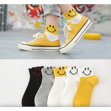 UZN Socks Gülümseyen Yüz Desenli Renkli Çoraplar - Smiley Soket Çorap