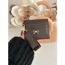 Laletto Bags Kadın Fiyonk Detaylı Anahtarlıklı Parlak Suni Deri Kartlık