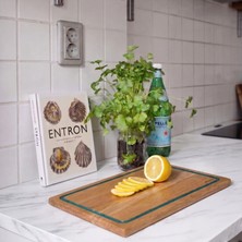 F&S WoodArt Meşe Ağacı 39  cm Turkuaz Epoksi Dolgu Oluklu kanallı Kesme Doğrama Tahtası Sunumluk