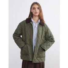 Lc Waikiki Yeni Sezon Kadife Gömlek Yaka Oversize Kadın Şişme Mont