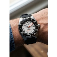 Quantum Barracuda Otomatik Erkek Kol Saati | 46 mm Kasa, Siyah Silikon Kordon, Safir Cam